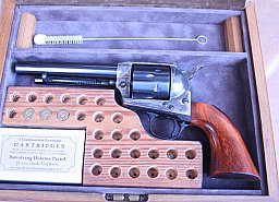SAA Revolver von Hege mit Schatulle