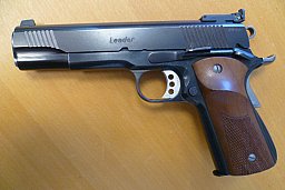 Pistole Peters Stahl Leader .45 ACP