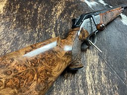 Blaser R8 Luxus, Kal..300WinMag. Holzklasse 10 ! Vogelaugen ! SemiWeigt ! Kanneliert !