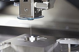 Wire EDM - Drahterosion - Tool grinding - Deep hole drilling