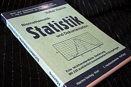 Biomathematik - Statistik und Dokumentation Volker Harms
