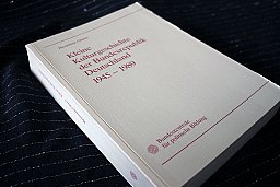 Kleine Kulturgeschichte der Bundesrepublik Deutschland 1945-1989 - Hermann Glaser