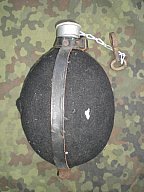 Feldflasche Jugendorganisation Bezug in Schwarz