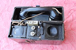 Wehrmacht. Feldtelefon aus 1941.