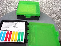 " Mit Scharnier"MTM CASE-GARD P-100er Patronenbox für .357 Mag/.38 Spec/.38 S&W/ u.v.m grün/schwarz