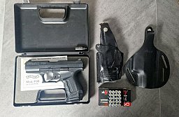 Walther P99 Unikat (9mm P.A.K.) – Komplettset mit 2 Holstern, Deko-Extra & Zubehör