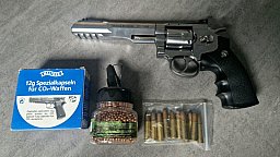 Smith & Wesson 327 TRR8 CO2-Revolver (4,5mm BB) Silber – Komplettset mit Ladehülsen & Zubehör