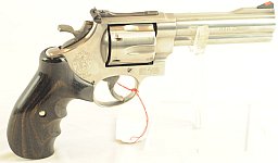 Smith&Wesson Revolver ; kal .44Mag ; Mod 629 Classic