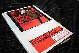 ROTE LATERNE SCHWARZER HUMOR - Chansons dieses Jahrhunderts (letztes…)