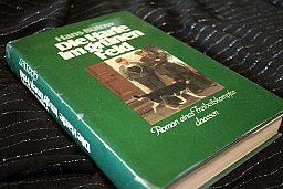 Die Harfe im grünen Feld - Roman eines Freiheitskampfes Hans Bütow