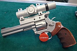 Smith & Wesson Modell 686-3 Target Champion