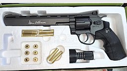 Dan Wesson 8" Revolver 4,5mm und 6mm