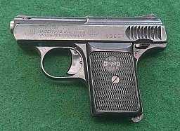 SM Rhöner Sportwaffen Autom. Pistole Mod. 110 A cal. 8mm PTB 45-69