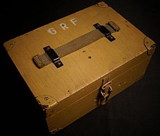 WH Afrika Tropen, kleine Kiste m. Webriemen, Rundblich Fernrohr, Zielvorrichtung