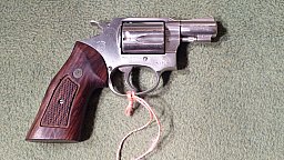 Rev. In .38Spezial von Rossi -Stainless Ausführung- mit ca. 51mm langen Lauf in sehr gutem Zustand