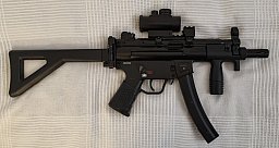 Heckler & Koch Nachbildung MP5 CO² 4,5mm BB mit Reddot