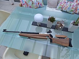Feinwerkbau 601 FWB rechts Nussbaum geölt Matchluftgewehr sehr schön