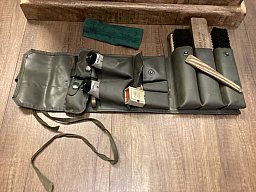 Schuhputzzeug Schweizer Armee