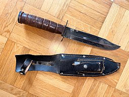 Kampfmesser im USMC Stil KA-BAR Replika mit Schleifstein Lederscheide Messer Top Outdoor!