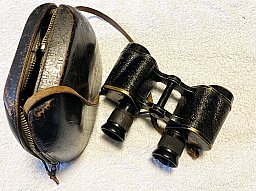 Fernglas Wehrmacht 8 x 30 mit Futteral