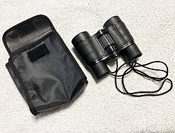 Kleines Fernglas 4 x 30 mit Tasche