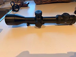 Zielfernrohr Zeiss V8 2,8-20x56 mit Blasermontage und Balistikturm