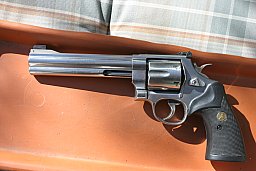 Revolver Smith & Wesson 629 Classic DX in .44 mag