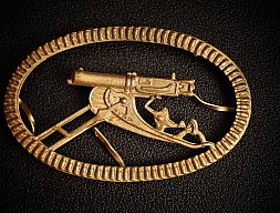 WK1 MG Trupp Abzeichen, Ärmelschild, Eisen geprägt, vermessingt