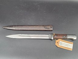 Seitengewehr 71/84 neuer Art mit SÄGERÜCKEN, Feuerschutzblech & Stahlscheide, Böntgen & Sabin