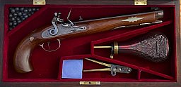 Pedersoli Kentucky Silver Star Deluxe .45 mit Zubehör im Holzkasten