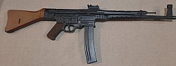 Schreckschussgewehr StG 44