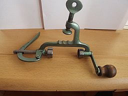 Kaliber 12 Bördelgerät alt