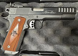Selbstladepistole Nowlin Crusader 1911 USA, .45Auto