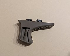 BCM GUNFIGHTER KAG Kinesthetic Angled Grip (M-LOK) FDE