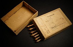 WK2 Feldpostschachtel von 1944, mit Alten 9mm Patronen - Stiften, selten