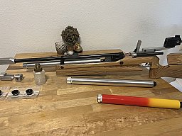 Feinwerkbau P70 Match-Luftgewehr Kartusche-2030 Schichtholz