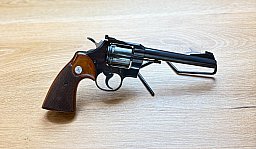 Colt Sportrevolver 22l.r. OFFICERS Model Match "Sehr guter Zustand"