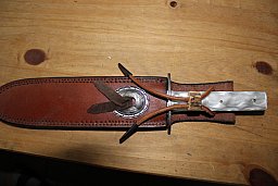 Bowie Messer