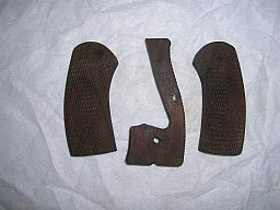 Griffschalen für Revolver Nagant