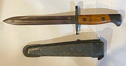 Italienischer Kampfmesser für " SAN MARCO" Sturmtruppen, Modell 66.