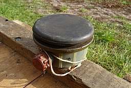 orig. & seltene EX- LANDMINE Mod.PM-79. BULGARISCHE ARMEE.ohne Zünd.-oder Sprengmittel ! Ungebraucht
