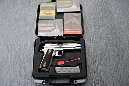 Sig Sauer M1911 Target .45 ACP Selbstladepistole Original Koffer + Zubehör!