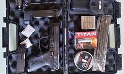 Smith & Wesson M&P 9c 9mm Schreckschuss mit viel Zubehör
