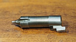 2. Weltkrieg ! Original Schlagbolzen / Zündstift für P08, Luger 08, von 1940 in orig.Zustand ! TOP !