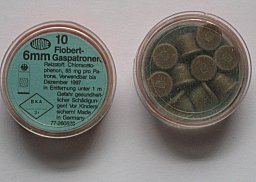 ** 10 Stk. alte Flobert-Gaspatronen - Randfeuer - WADIE - Kal. 6 mm **