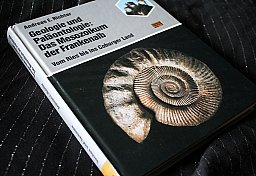 Geologie und Paläontologie: Das Mesozoikum der Frankenalb - Vom Ries bis Coburger Land A. E. Richter