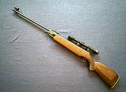 Nagelneues Anschütz Mod. 335 Magnum, mit Tasche und Zielfernrohr