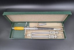 NVA Ehrendolch für Offiziere #04226, NVA Dolch LA / LU mit Gehänge, Hänger und Schachtel