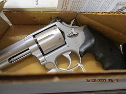 Revolver Smith & Wesson Security Special , Mod 686-4 , Kal. .357 Mag , Kein Ruger