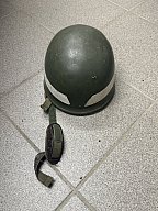 Französischer Stahlhelm, Fallschirmjäger oder MP?